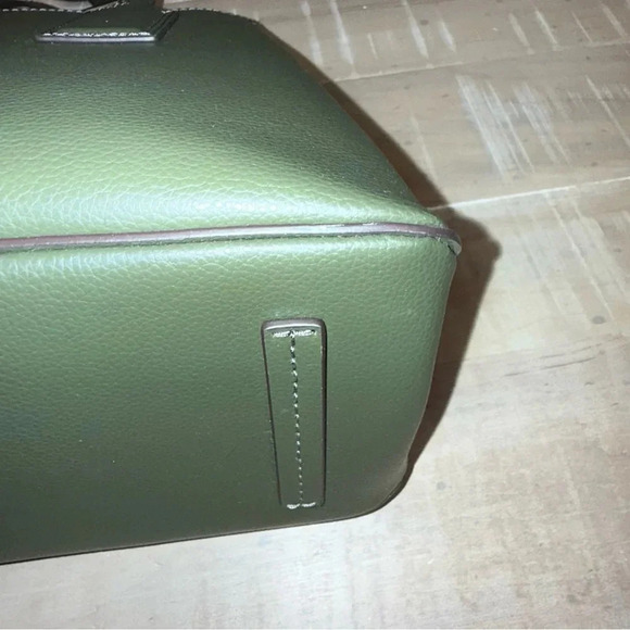 Marc Jacobs The Editor Leather Tote - Balsam Fir / Pink Interior w/ Dust Bag - Picture 9 of 16